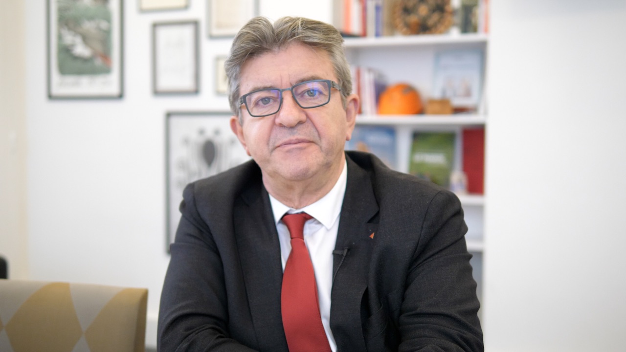 melenchon hommage aux enseignants